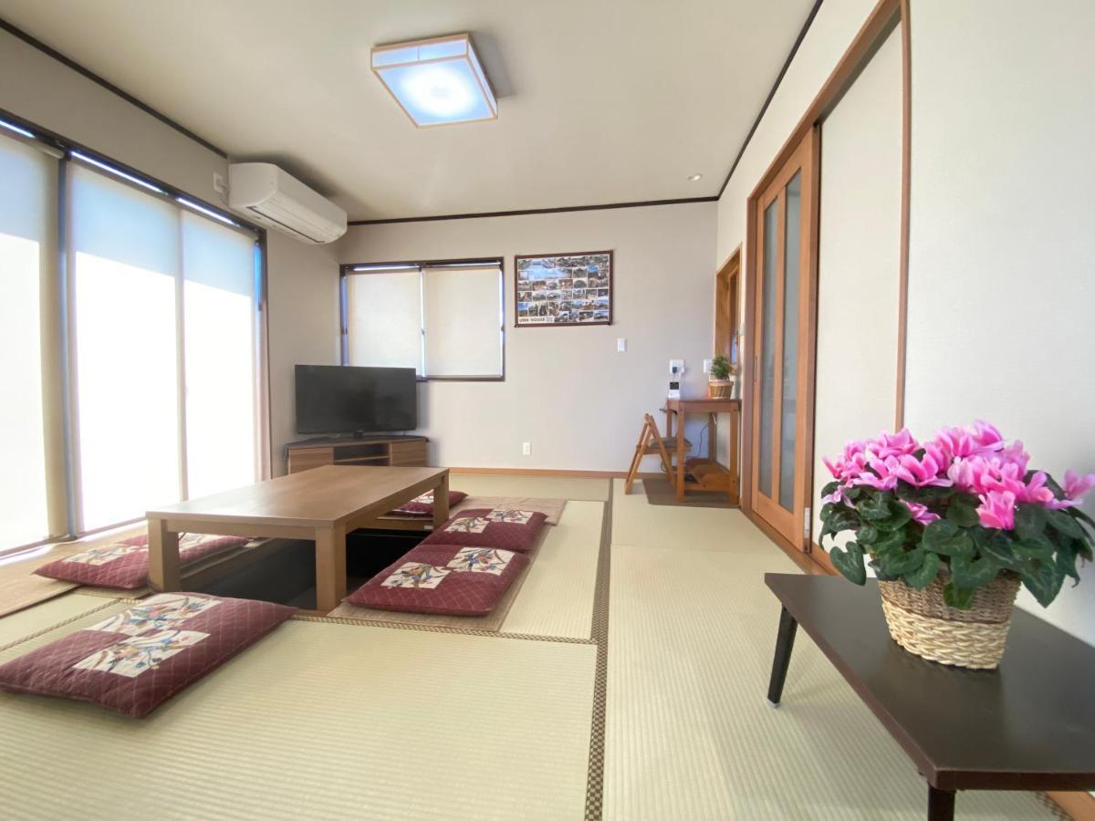 Hotel Link House Fujiyoshida Esterno foto